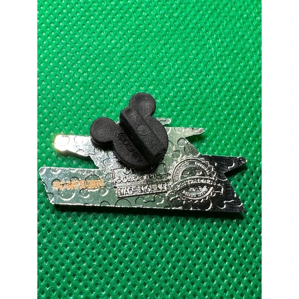 Fantasyland Football Disney Pin 2018 Buzz Lightyear AUTHENTIC Toy Story Space